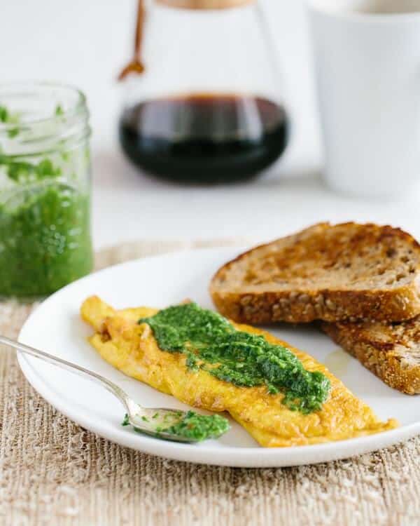 Easy Cheese Omelette Recipe ! A Couple Cooks