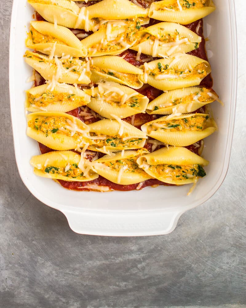 Stuffed shells with spinach