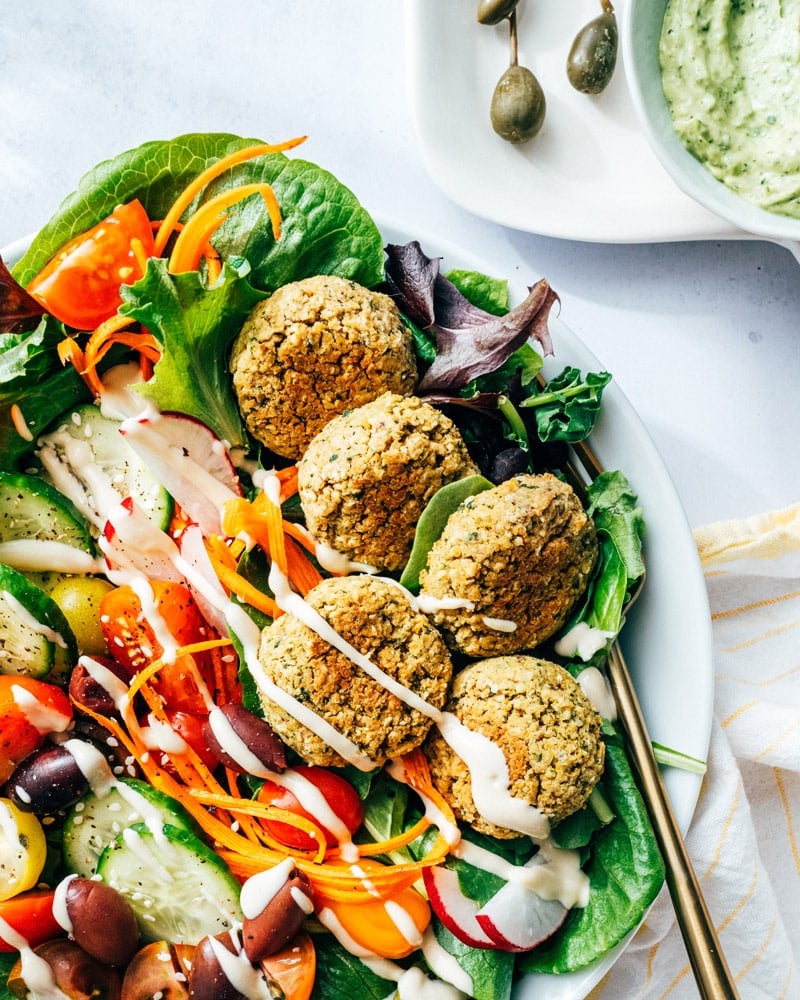 Falafel salad