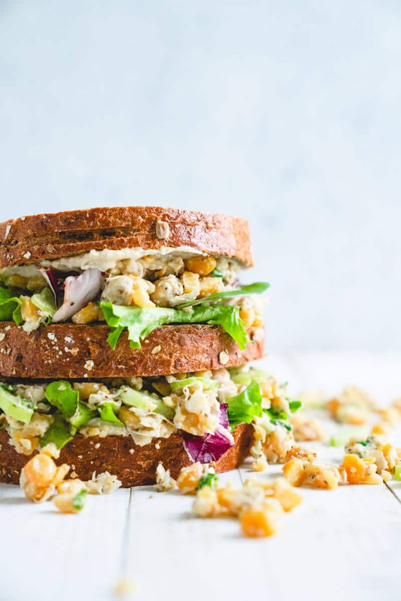 Chickpea salad sandwich | Vegetarian chicken salad sandwich | Easy lunch recipes