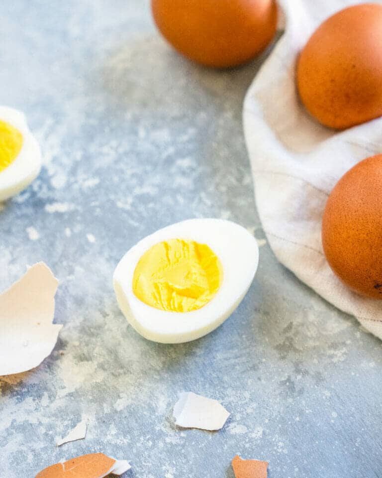 How Much Protein in a Hard Boiled Egg? A Couple Cooks