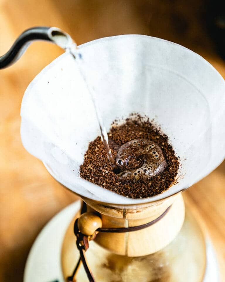 How to Use a Chemex to Make Coffee – A Couple Cooks