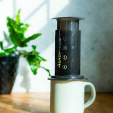 How to Use an Aeropress to Make Coffee-image