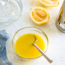 Easy Lemon Vinaigrette (4 Ingredients!)-image