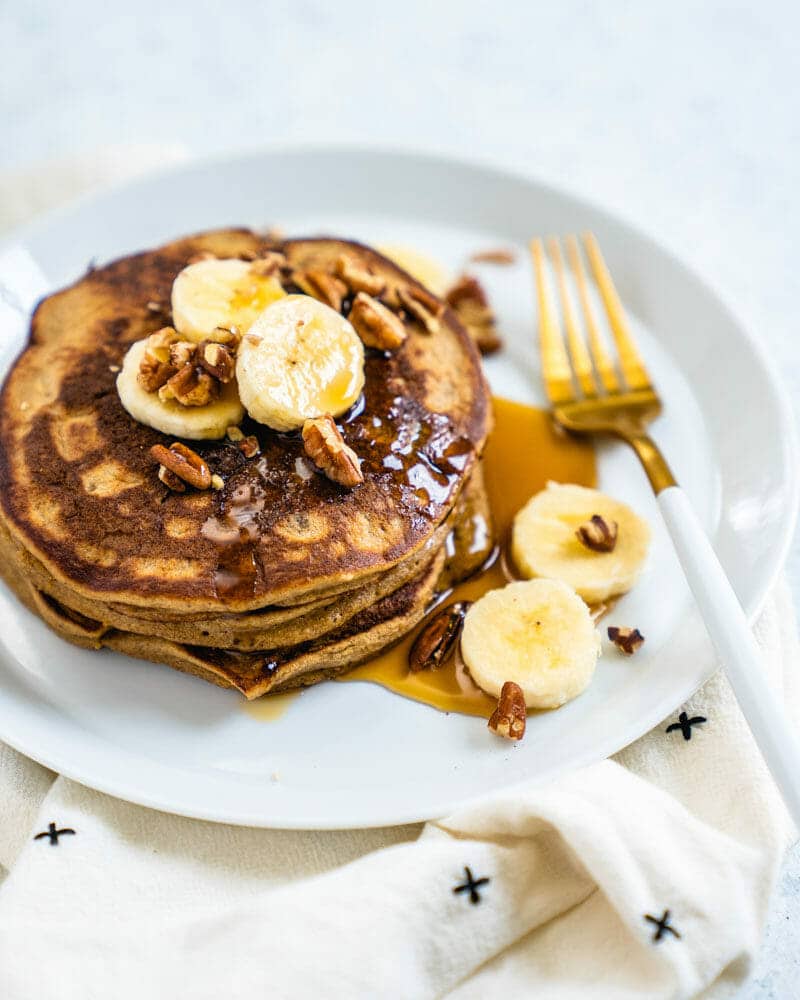 Banana Oatmeal Pancakes (No Flour!) A Couple Cooks