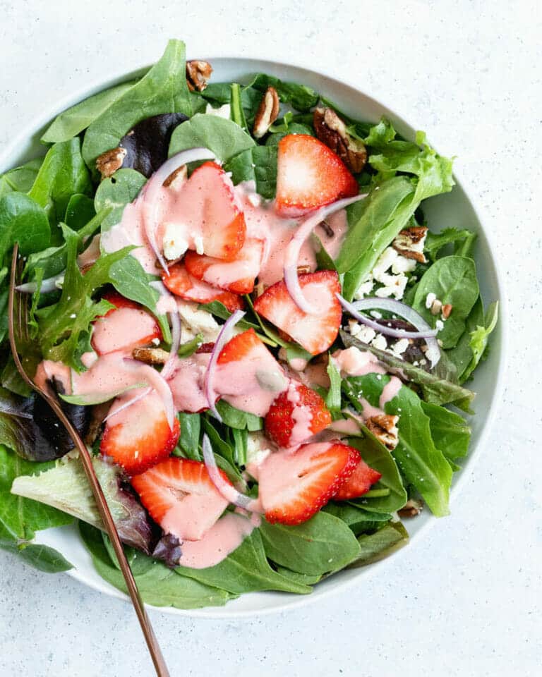 Strawberry Vinaigrette (5 Minute Salad Dressing!) A Couple Cooks