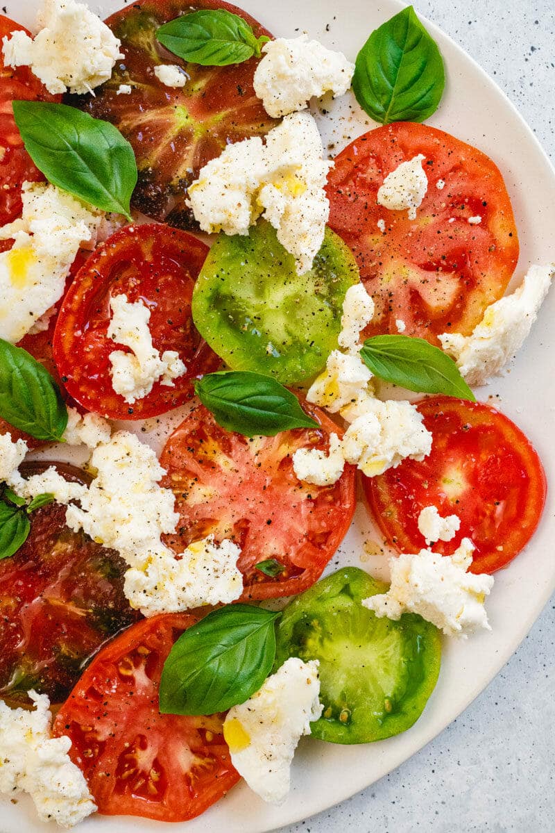 Mozzarella tomato basil salad