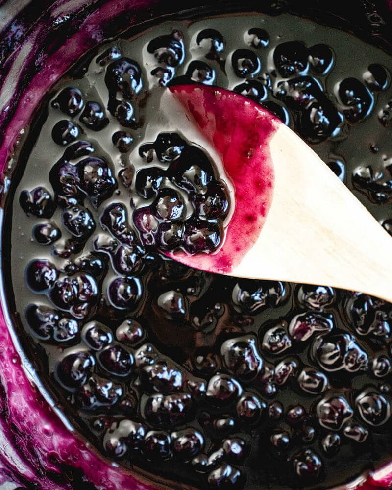 Quick blueberry sauce