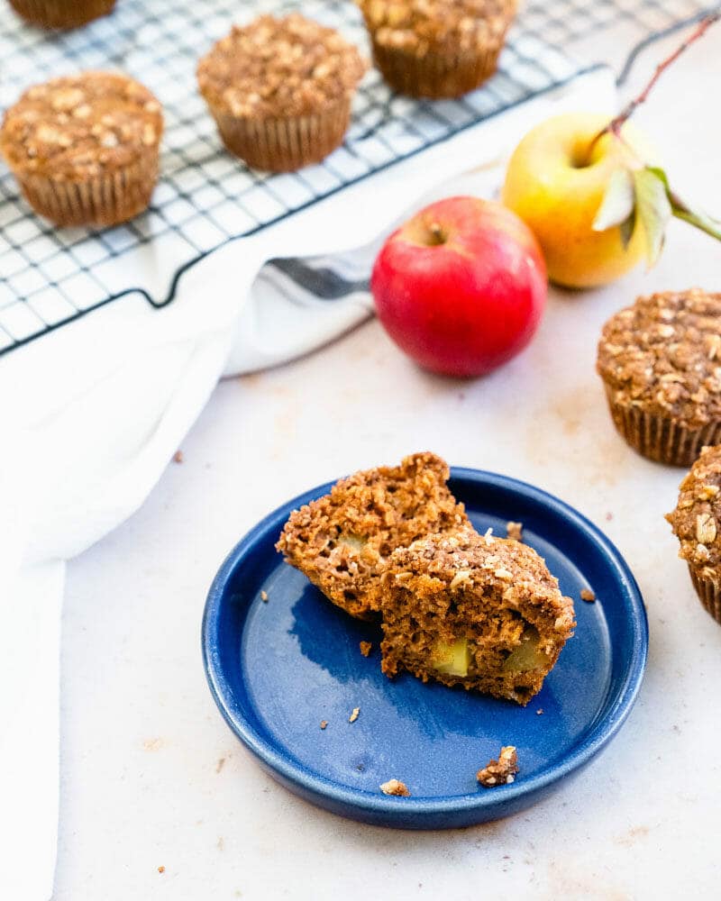 Vegan apple muffins