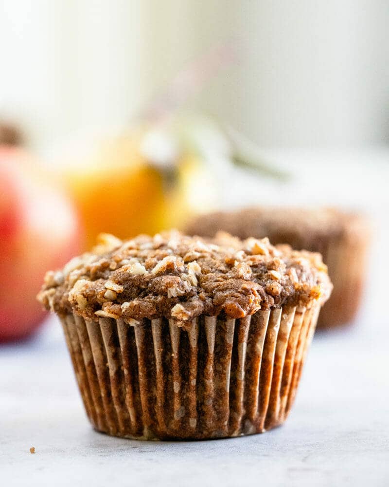 Vegan apple muffins