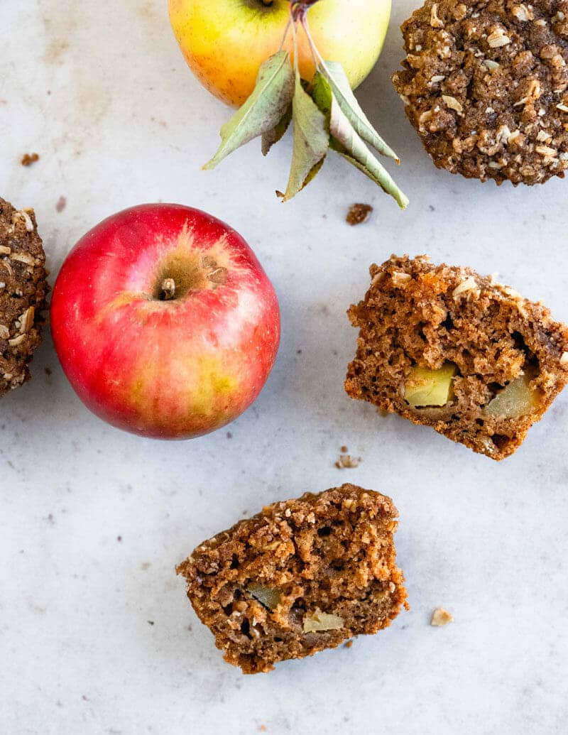 Healthy apple muffins