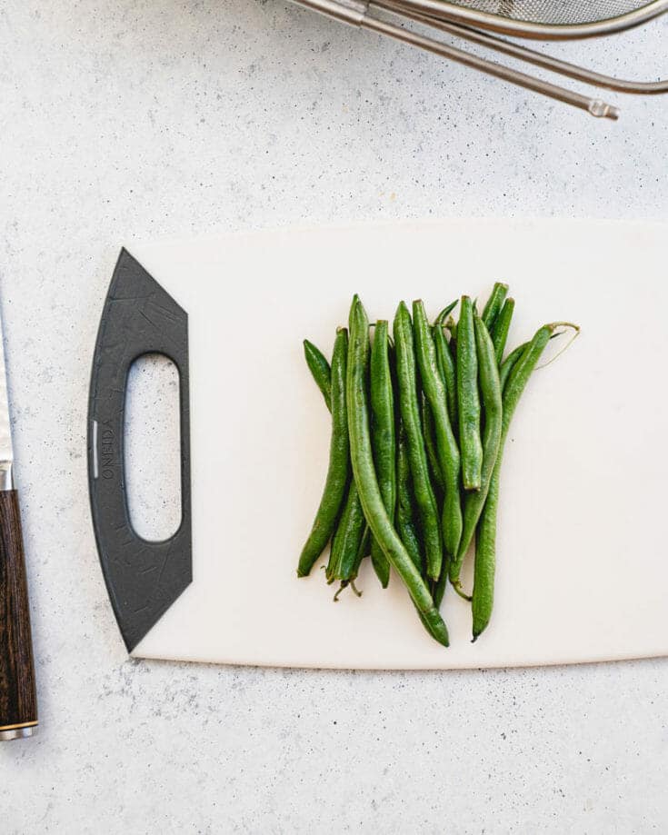 How to Trim Green Beans...Fast! A Couple Cooks