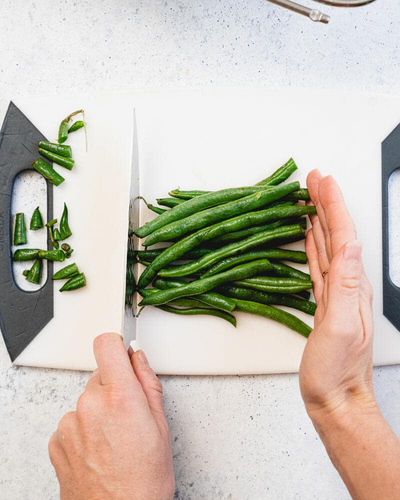 How to Trim Green Beans...Fast! A Couple Cooks