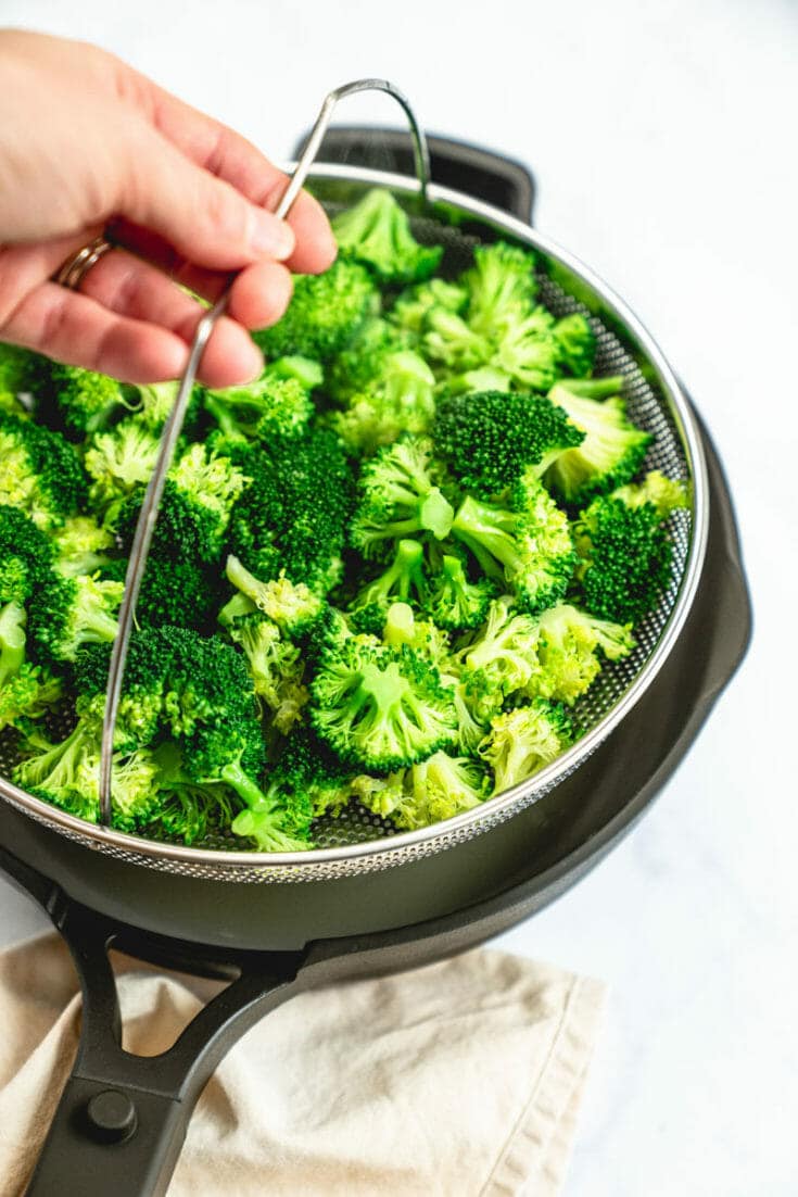 Best Steamed Broccoli (Easy Side Dish!) A Couple Cooks