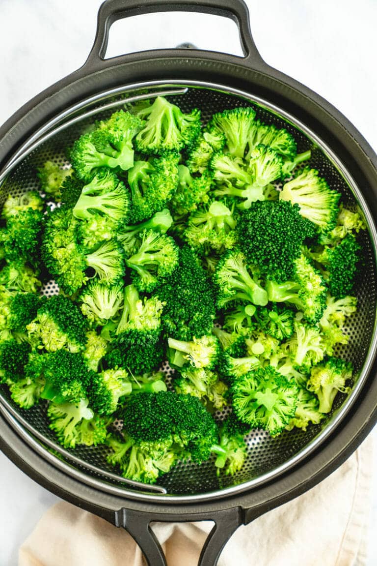 Best Steamed Broccoli (Easy Side Dish!) A Couple Cooks