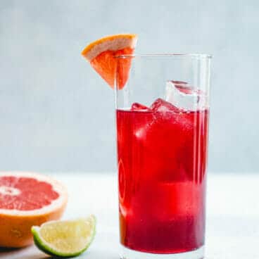 Sea breeze cocktail