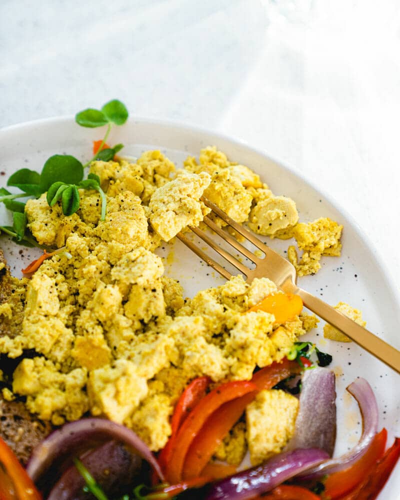 Easy tofu scramble