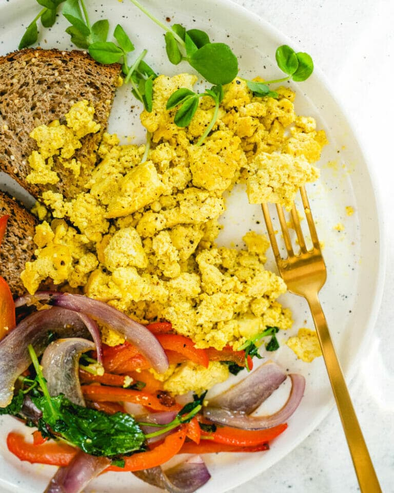 Easy Tofu Scramble (Made in 10 Minutes!) A Couple Cooks
