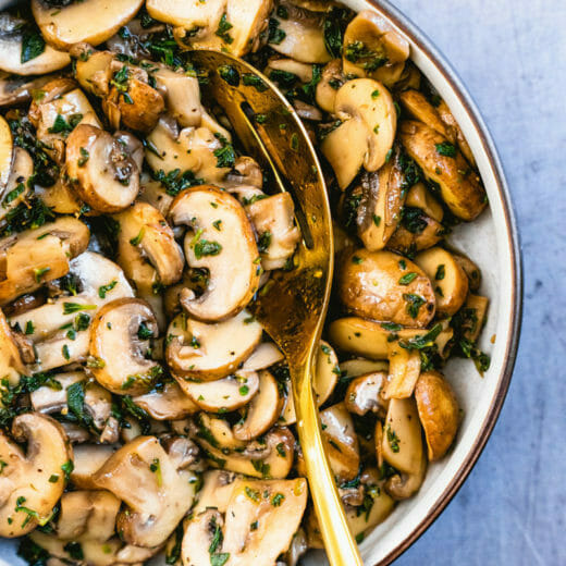 10 Types of Mushrooms (& How to Cook Them!) – A Couple Cooks