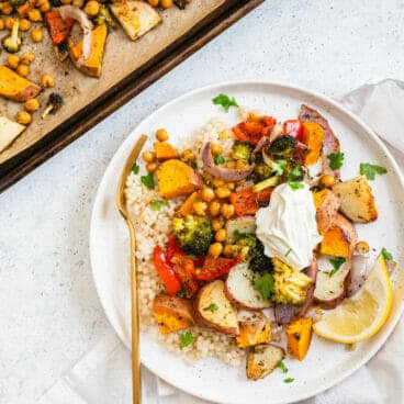 Vegan Sheet Pan Dinner - The Yummy Bowl