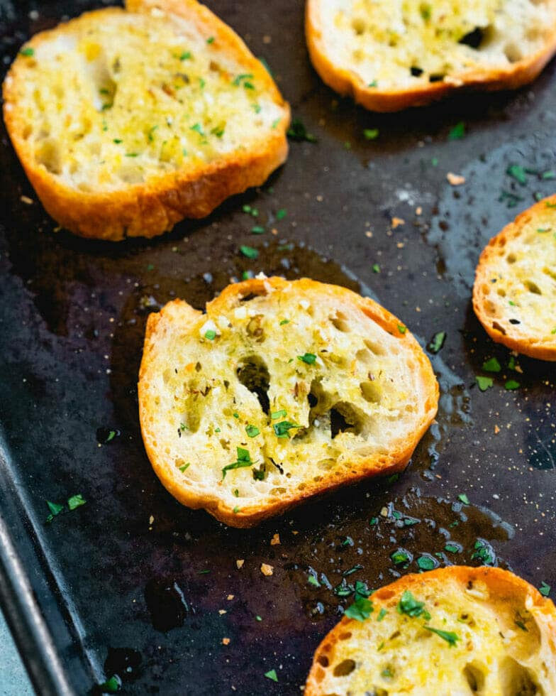 BEST Garlic Toast (Quick & Easy!) A Couple Cooks