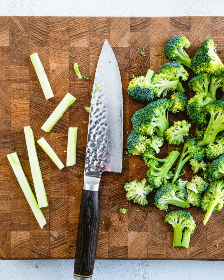 How to Cut Broccoli Florets (The Right Way!) A Couple Cooks