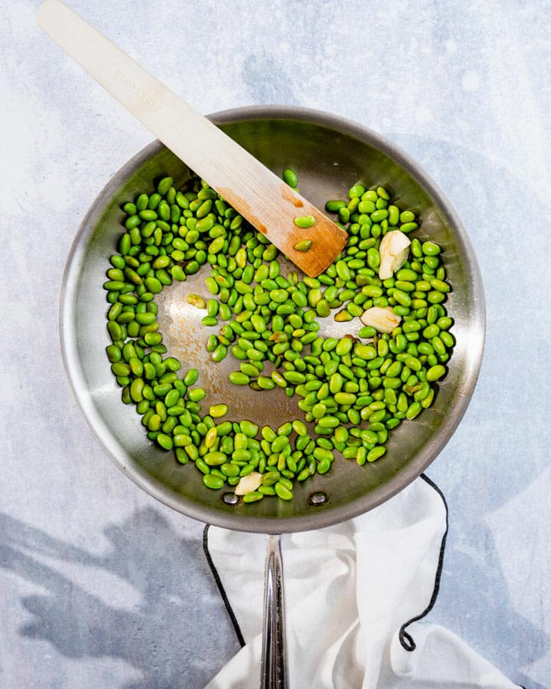 Edamame in pan