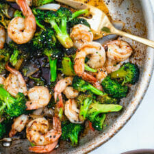 Shrimp &amp; Broccoli (+ 40 Healthy Recipes!)-image