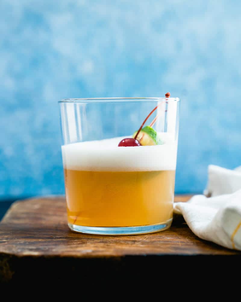 Egg white foam cocktail