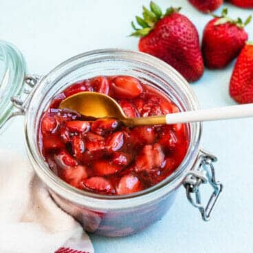 Strawberry sauce