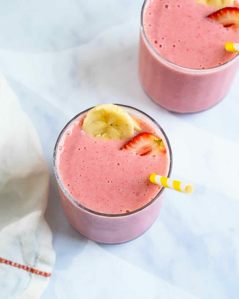 Strawberry banana smoothie