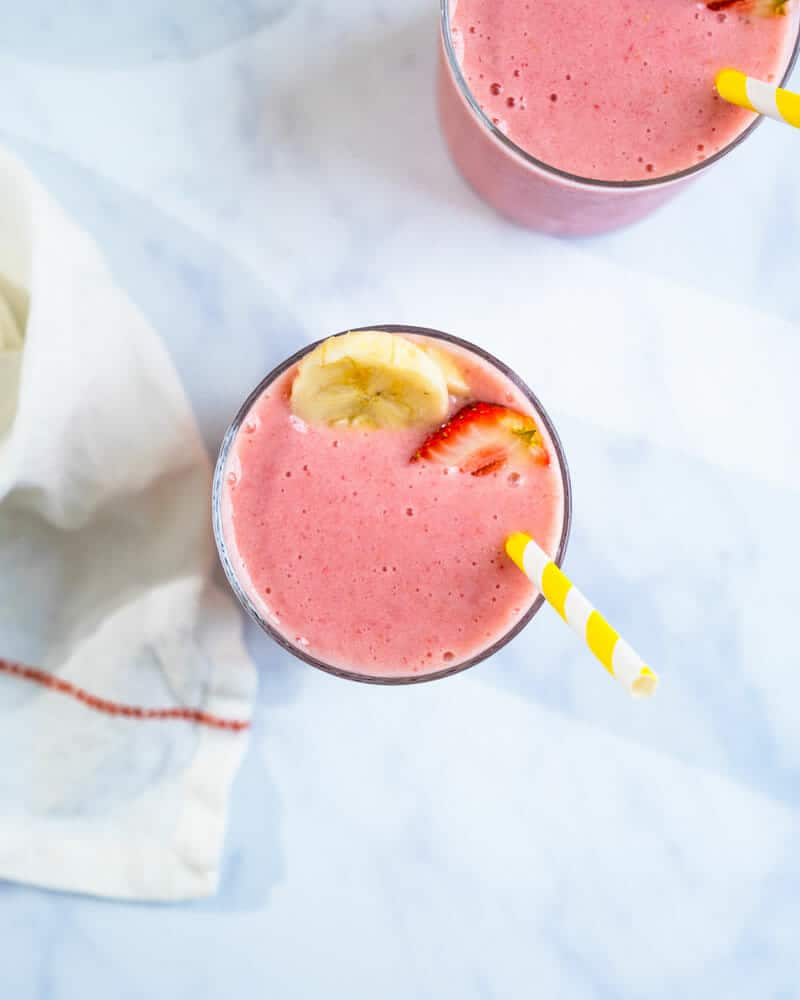 Strawberry banana smoothie