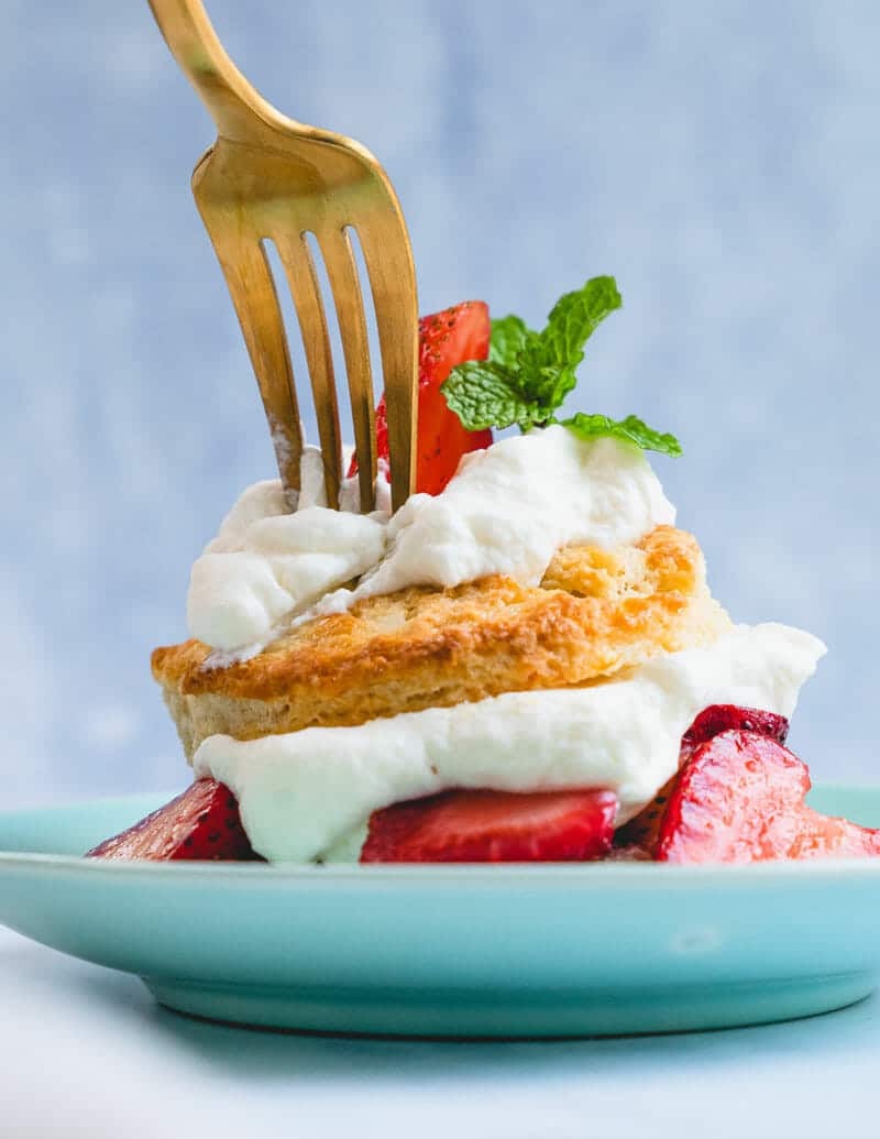 How to make strawberry shortcake