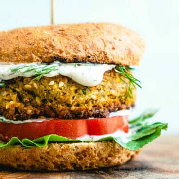 Falafel burger