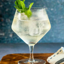 Lillet G&amp;T Cocktail-image