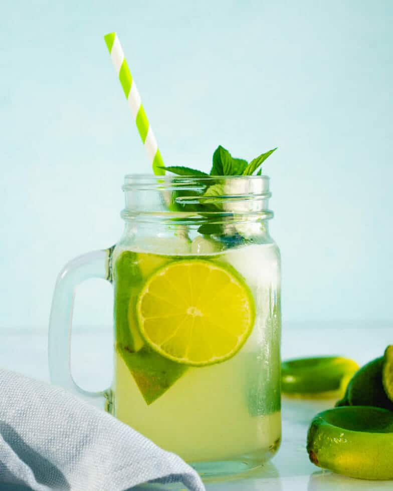 Fresh Limeade Recipe (Fast & Easy) A Couple Cooks