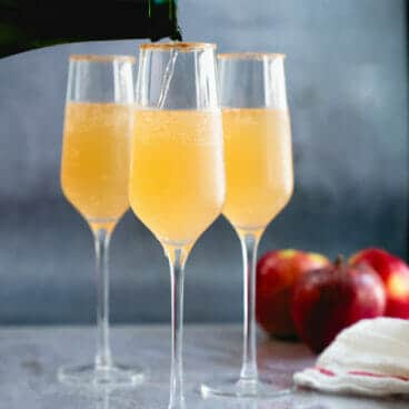 Apple cider mimosas