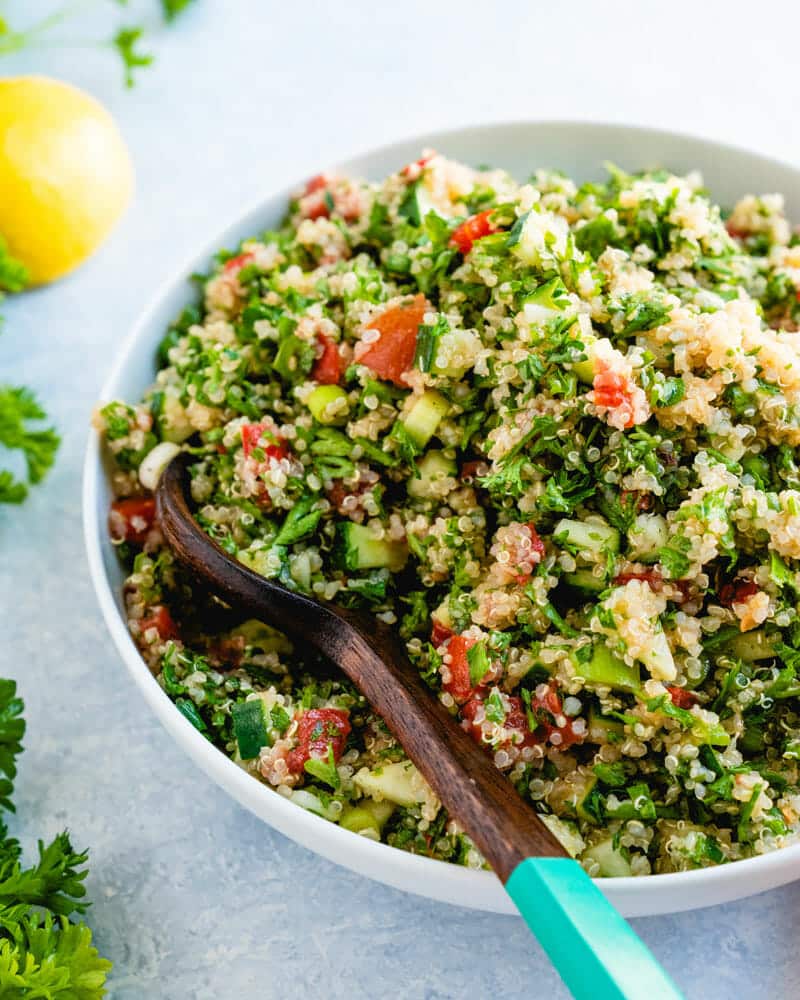 Quinoa Tabbouleh – A Couple Cooks