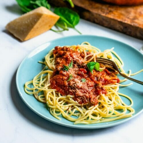 Classic Vegetarian Spaghetti – A Couple Cooks