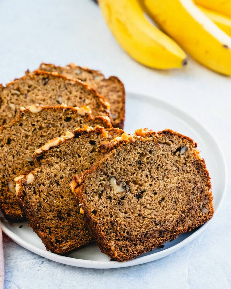 How to make banana nut bread