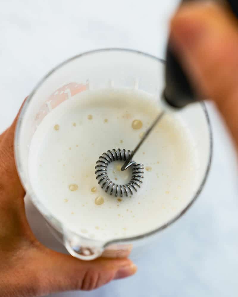 How to froth milk with a milk frother