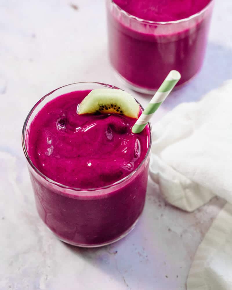 Dragon fruit smoothie