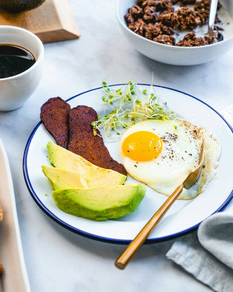 How to Make Sunny Side Up Eggs (Perfectly!) A Couple Cooks