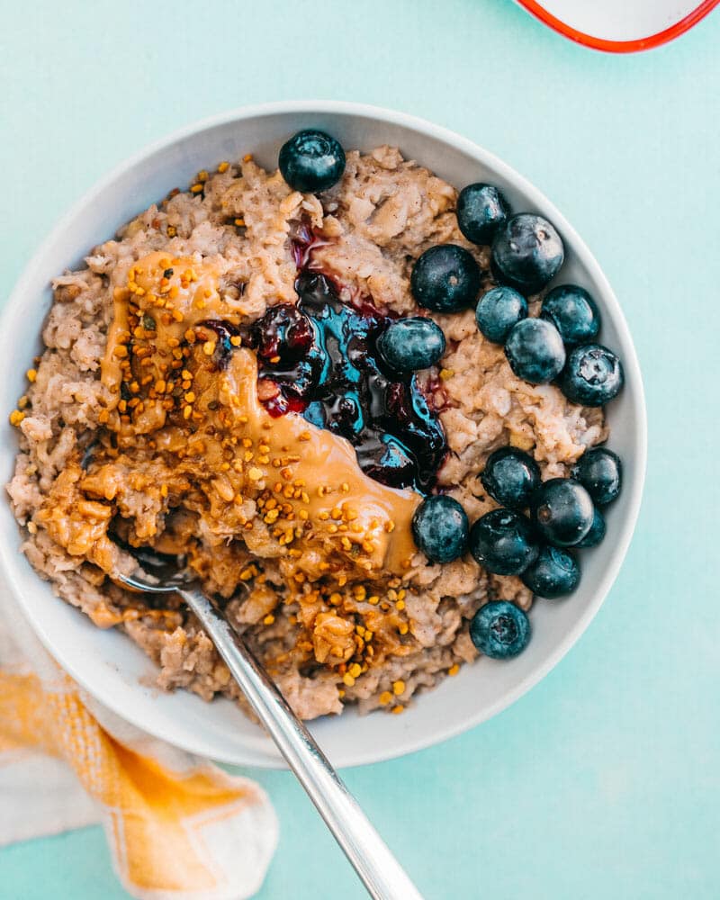 Chocolate Peanut Butter Overnight Oats - Sustainable Cooks