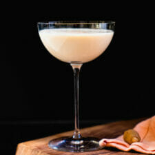 Brandy Alexander Cocktail (&amp; More Drinks!)-image