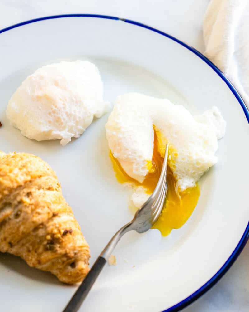 How to make poached eggs