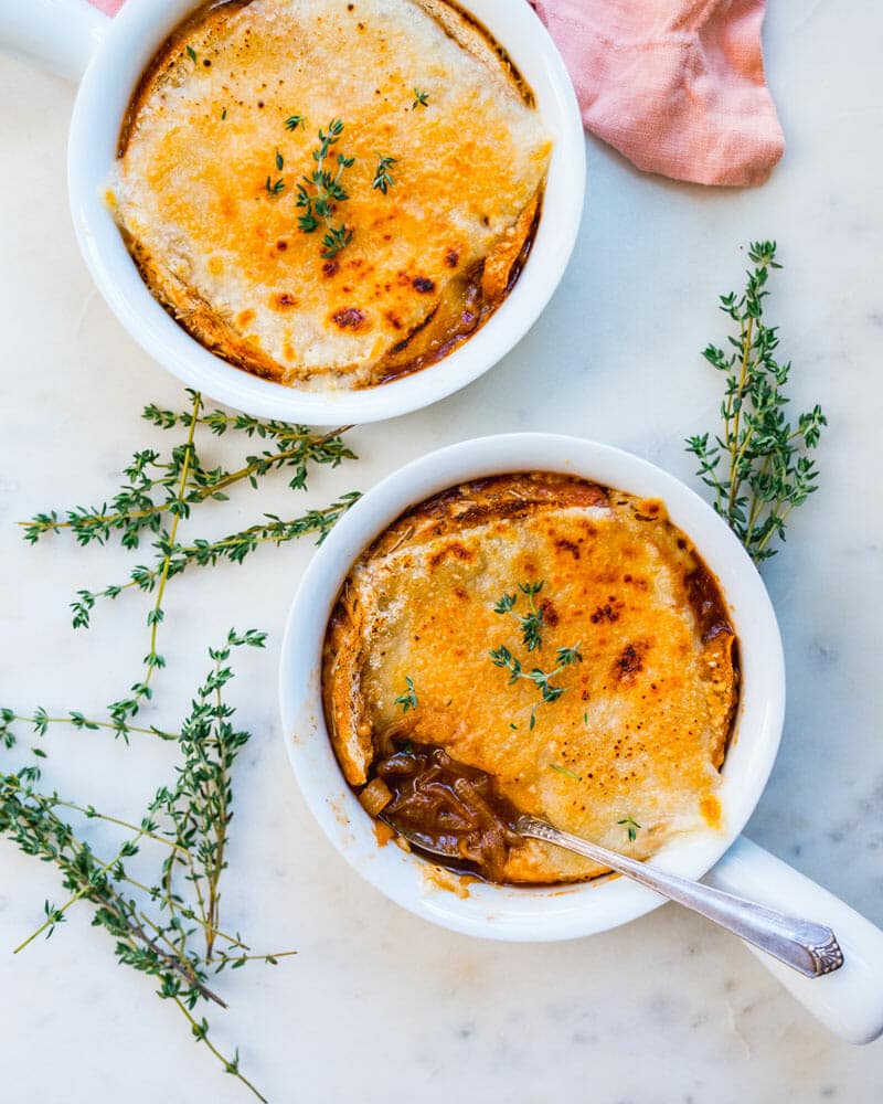 Vegetarian French onion soup