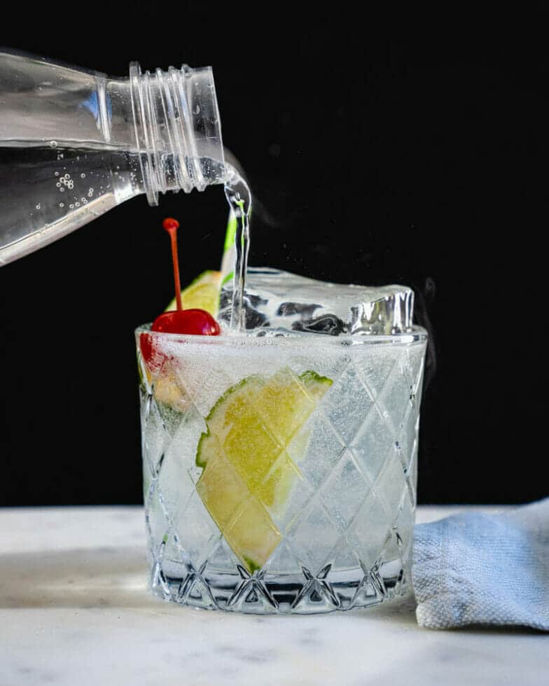 Quick Guide To Sparkling Water Carbonated Water Or Seltzer A Couple 