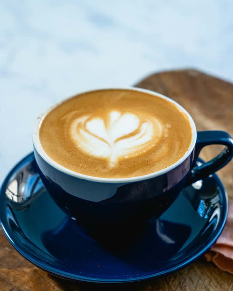 Flat white vs latte