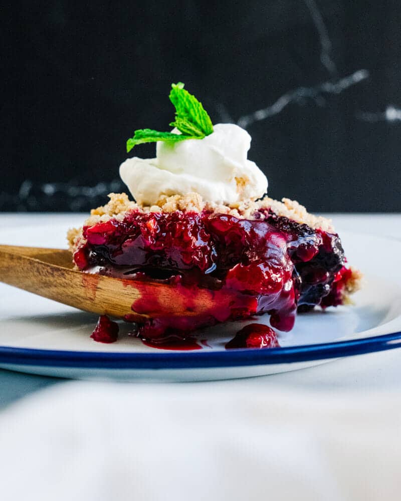 Blackberry Crisp